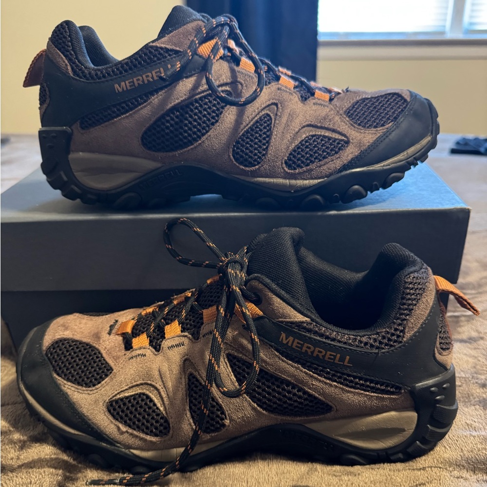 Merrell Men's Brown Hiking Shoes